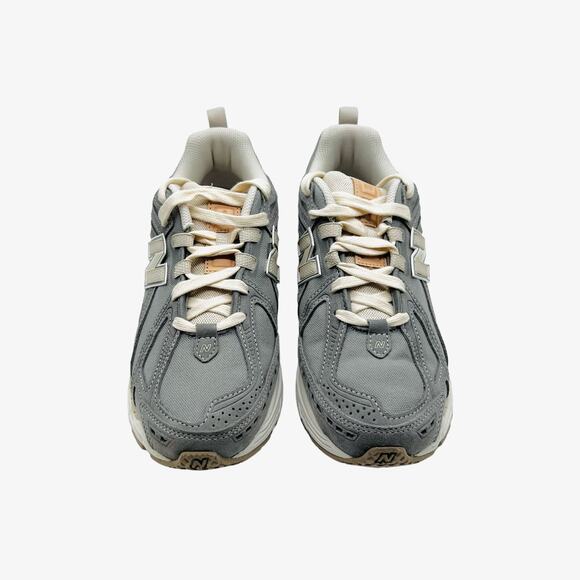 New Balance 1906F Sneakers Grey Beige Men’s‎ Size 8.5 Women’s Size 10
